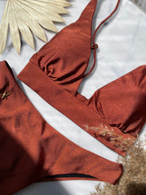 Kép betöltése a galériamegjelenítőbe: FREEDOM Fürdőruha Felső