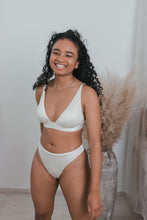 Kép betöltése a galériamegjelenítőbe: FREEDOM Fürdőruha Felső