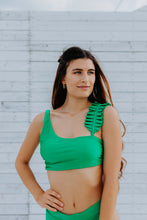 Kép betöltése a galériamegjelenítőbe: Sporty Top
