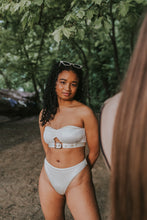 Kép betöltése a galériamegjelenítőbe: GOLDEN HOUR Fürdőruha Felső
