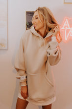 Kép betöltése a galériamegjelenítőbe: #MyBodyMyWay Beige Oversized Hoodie
