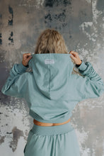 Kép betöltése a galériamegjelenítőbe: #MyBodyMyWay Cropped Hoodie
